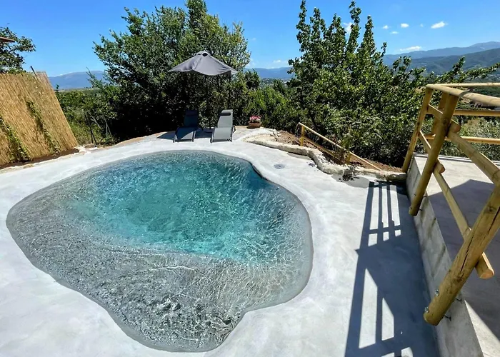Ipnotica - Panoramic Views Exquisite Pool - Sleeps 7 - Very Stylish Villa *
