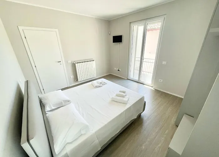 Ipnotica - Panoramic Views Exquisite Pool - Sleeps 7 - Very Stylish Villa San Gregorio (Perugia)