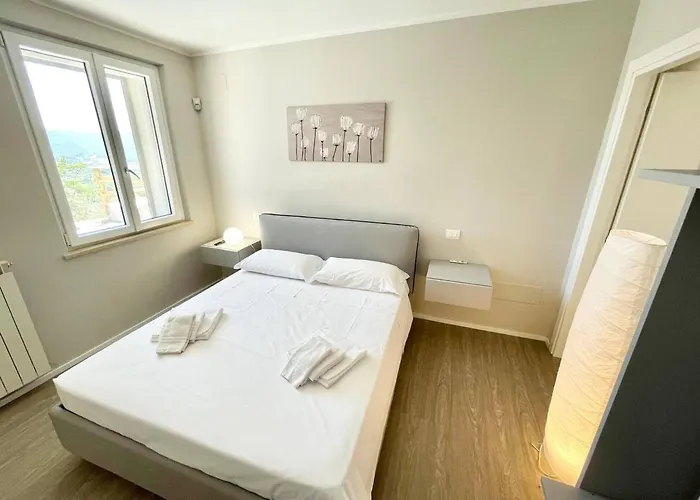 Villa Ipnotica - Panoramic Views Exquisite Pool - Sleeps 7 - Very Stylish San Gregorio (Perugia)